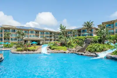 Image de Fantasy Pool & Ocean View - Waipouli Beach Resort de Kauai - Vidéo sur la photo # 3