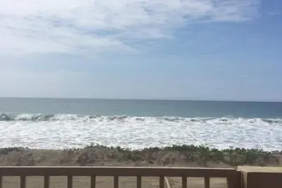 Image de Watch & Entendre Les Ondes De Beautiful Ocean Front Condo