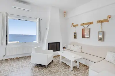 Image de Endless Blue de Syros (station Fabrika)