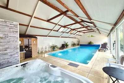 Image de Magnific +++ ent 18ème siècle, 5 * vacances de luxe \/ Fitness Resort
