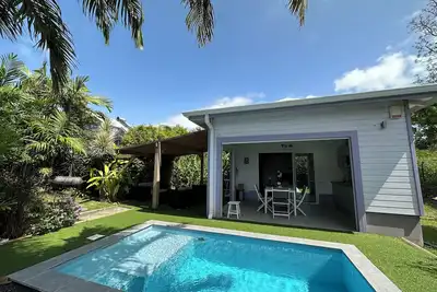 Image de Petite Villa \" Le Nid D'Amour\" Avec Piscine Privative
