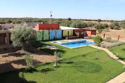 Image de Maison de campagne, chic et confortable