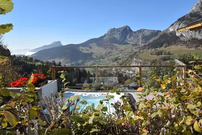 Image de Emplacement idéal! Superbe Chalet 5*, jacuzzi et vue spéctaculaire