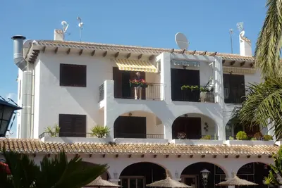 Image de Appartement orienté sud moderne donnant sur la Plaza près de toutes commodités,