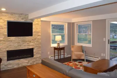 Image de True Ski-in Ski-Out Luxury 3bd avec une vue exceptionnelle à partir de l'unité de fin du 5ème étage