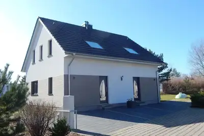 Image de Sauna, bain à remous, cheminée, 3tv, WiFi, 2 chambres, Sky Tv, terrasse, Last Minute