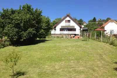 Image de Maison (140m2, 3 grandes chambres), jardin (800m2) clôturé, grand
