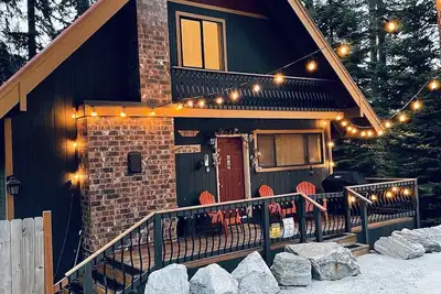 Image de Accueil fantastique au centre de Stevens et du centre-ville de Leavenworth! Hot Tub * 14 personnes