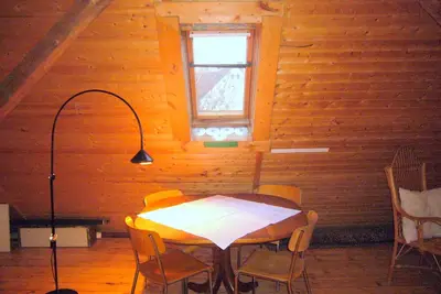 Image de Studio mansardé avec ambiance pour 4 personnes