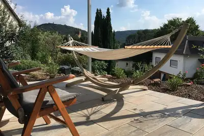 Image de Vue sur trois châteaux dans un appartement haut de gamme avec terrasse couverte et vue sur le château