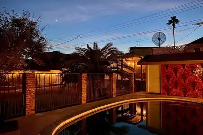 Image de Rénovation d'une nouvelle maison dans un quartier historique près du Strip