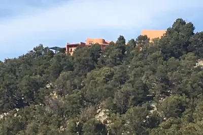 Image de Monte De Canoncito - Une belle maison au sommet d'une montagne, à 10 miles de Santa Fe, Nm