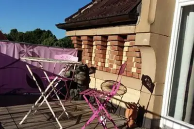 Image de Appartement ensoleillé dans une villa Art Nouveau au sud de Ludwigsburg