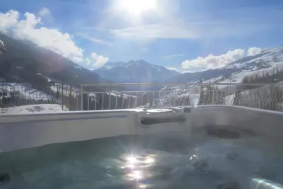 Image de Un paradis caché 5* avec spa de nage 10 places