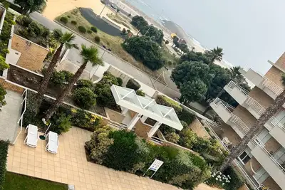 Appartement en front de mer, dans condo privé fermé (avec 2 piscines)