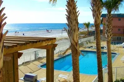 Image de Charmant 6ème étage * 2br \/ 2ba * RÉSERVER Maintenant Les Semaines D'ÉTÉ * Grand balcon * Wifi gratuit * Smart Tv