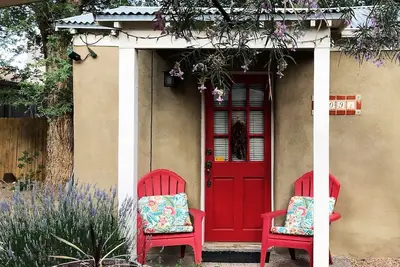 Image de Emplacement parfait dans la vieille ville avec le charme du Nouveau-Mexique
