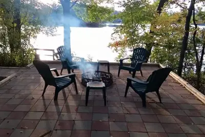 Image de Incroyable! Big Bass Lake Cottage! Nager, bateau, poisson!