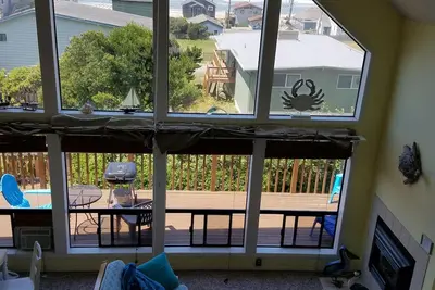 Image de Belles vues sur l'océan et la plage; 5 minutes à pied de la plage; Wifi; Casino à proximité