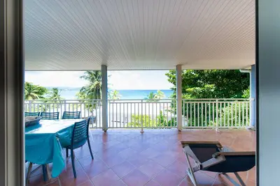 Image de Villa avec terrase et vue mer imprenable à quelques marches de la plage