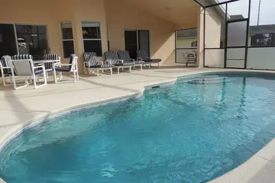 Image de Davenport Area Pool Homes by Svv