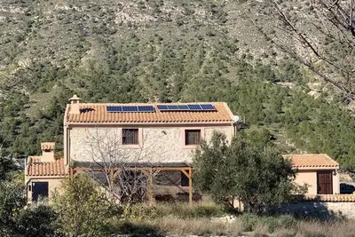 Image de Nature, paix et tranquillité! WiFi gratuit, luxe et confort dans une belle maison