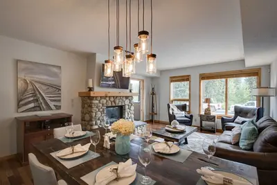 Image de Superbe retraite de montagne dans Rundle Cliffs Lodge - Spring Creek Mountain Village