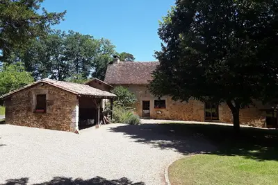 Image de Maison Périgourdine du XVIème en pierres, grand espace ext couvert, wifi