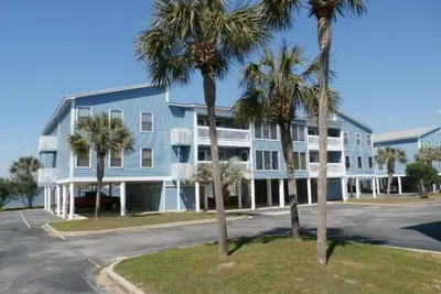 Image de Sea Oats Sun and Fun Condo / Wi-Fi gratuit / Gulf Shores
