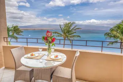 Image de Maui Spacious Ocean Front: Nouveau SYSTÈME Split A / C INSTALLÉ * Island Sands 512 *