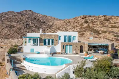 Image de Magganari View Villa - Découvrez le bonheur ultime de l'été!