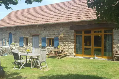 Image de Maison de vacances familiale et romantique Gentilhomme près de Cluny, Taizé et Macon!
