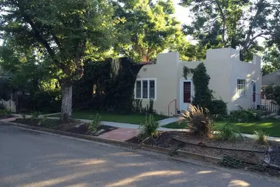Image de Bungalow Sweet Mapleton Hill avec patio privé en plein air