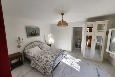 Image de Nice 2 rooms Golf de Saint Tropez 150 m from the sea, 900 m from the sandy beach