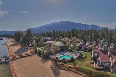 Image de Étapes vers le lac. . . Ski & Beach Peaceful Retreat. . . 2 Bed + Loft