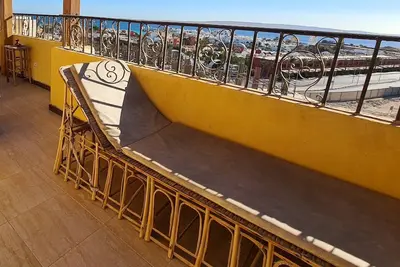 Image de à partir de 1 semaine: -30% discount priv. Terrasse vue mer piscine à 1 km du centre wifi gratuit