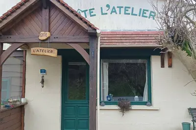 Image de GÎTE L' Atelier de 1 à 6 personnes, parking. Wifi