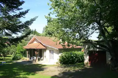 Image de A louer petite maison de campagne située au coeur du p. noir