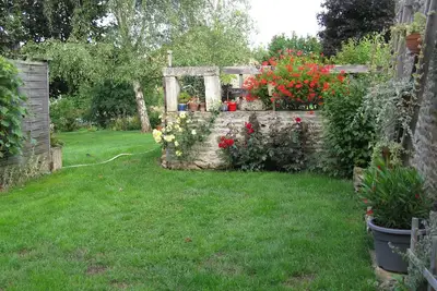 Image de maison indépendante labellisée 3 étoiles au sein d'un village avec commerces