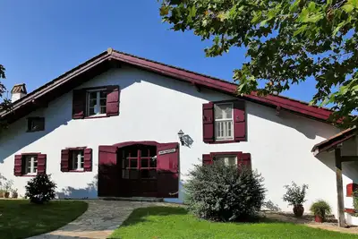 Image de BaskoParadis I Eco-Gite I Ferme basque I Calme I Terrasse I Vue I Jardin I Ânes