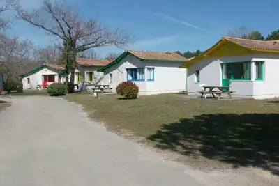6 Personnes Dans Une Residence Pietonne et Piscines