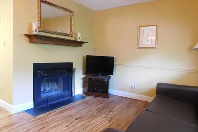 Image de Oak Square, une chambre située au cœur de Gatlinburg (unité 103)