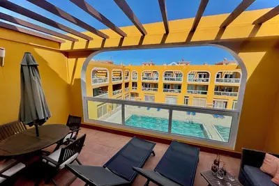 Image de Aguarii Cotillo: à 50 mètres de la plage, vue sur la mer, wifi, piscine, terrasse privée, solarium