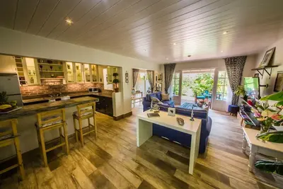 Image de Superbe villa - à quelques minutes de la plage et des restaurants