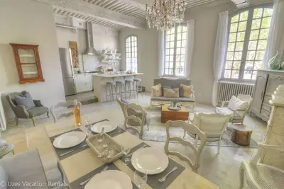 Image de Magnifique Appartement sur la Place aux Herbes