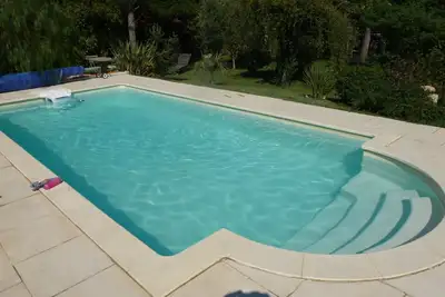 Image de Studio pour 4 personnes avec acces piscine