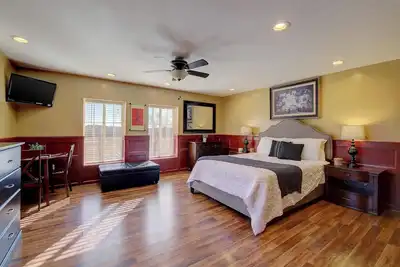 Image de ★ Appartement européen A Knoxville Utk Gatlinburg