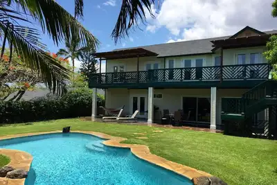Big Family Home, Pool & Yard, 2 Lanai's, Vues, Option A \/ C, Situation!