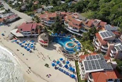 Image de * Playa: Smack On Beach \/ Full Service Resort *: Spacieux 3 chambres 3 salles de bain 2 balcons