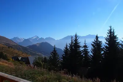 Image de Alpe - d’ huez Appartement 3 Chambres 70 m² Balcon vue sur les Montagnes Garage